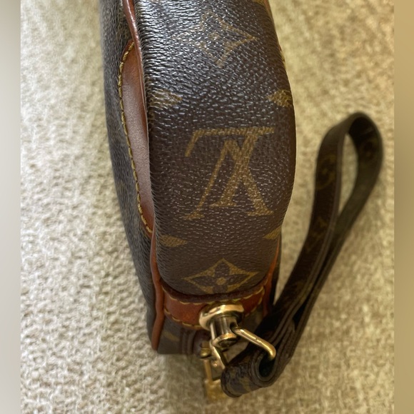 Louis Vuitton Brown Monogram Wristlet - Picture 6 of 16